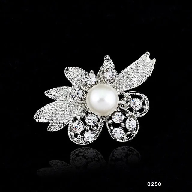 2016 Charming Jewelry Bridal Bouquet Flower Pattern Brooch Pin Rhinestone Inlaid Crystal Women Wedding Brooches 14 types