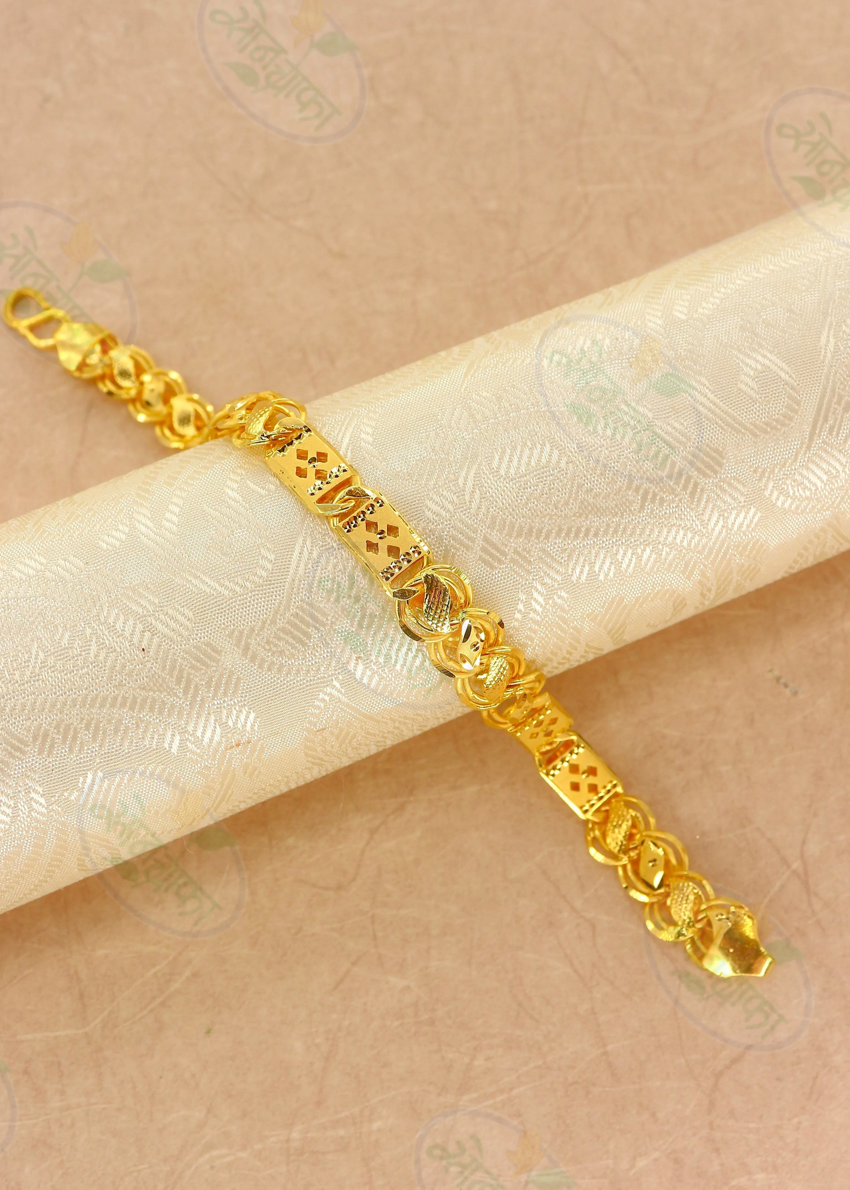 ARTISTIC GOLD PLATED BRACELET