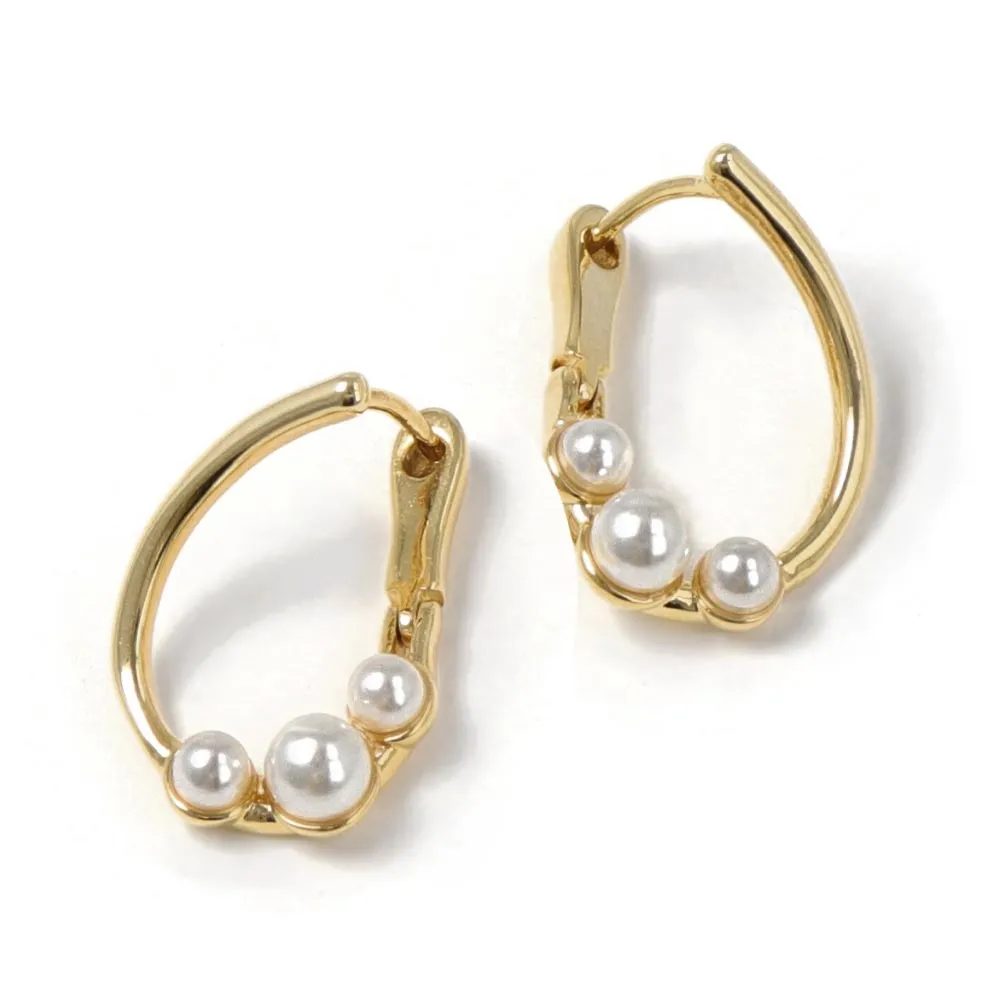 Curve Hoop Pear Detail Earrings