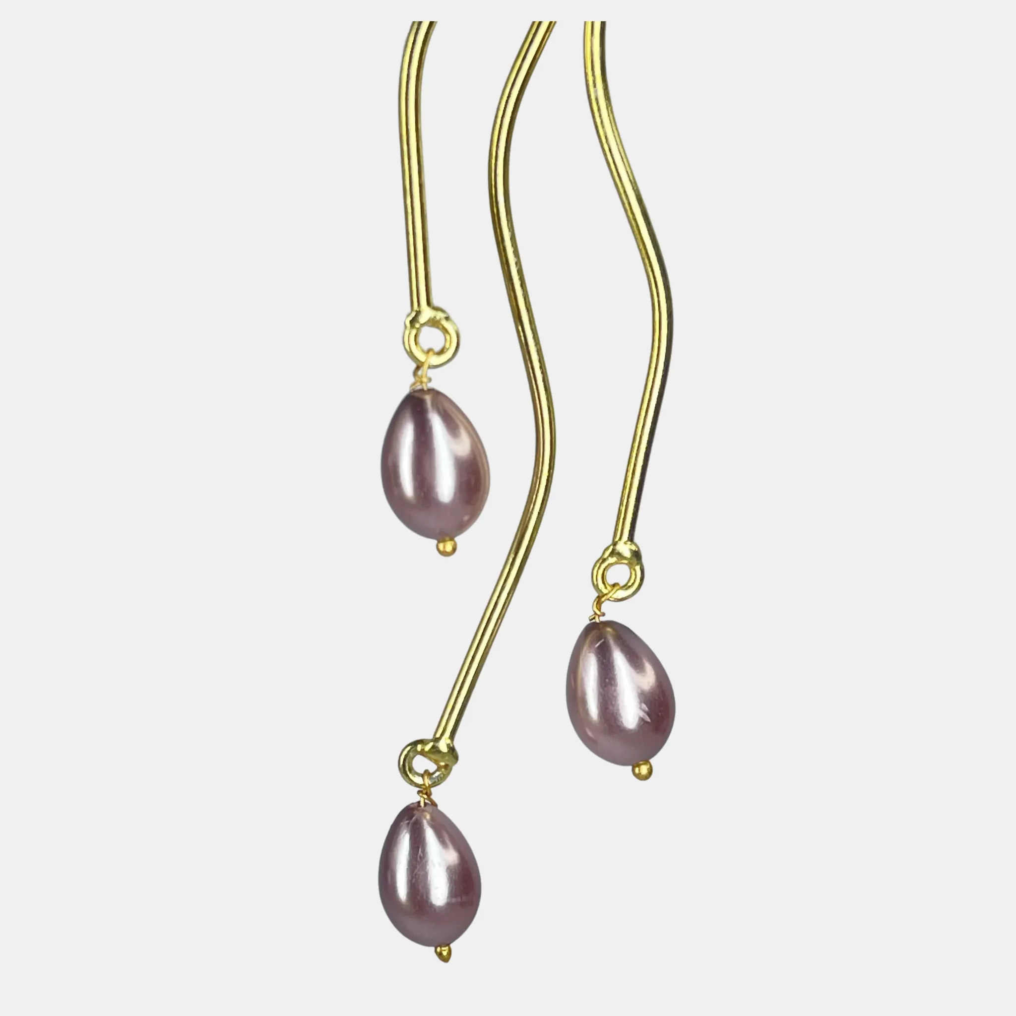 Elegant Gold and Pearl Dangle Earrings