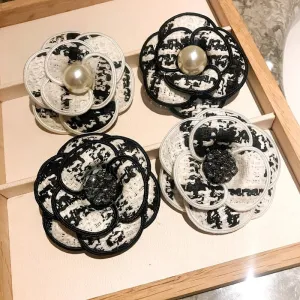 Exquisite Pearl Camellia Brooches Pins For Women