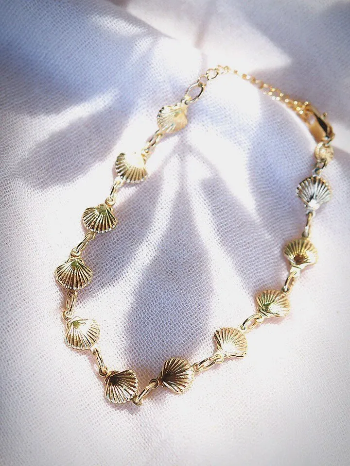 Gold Seashell Anklet - Leialoha