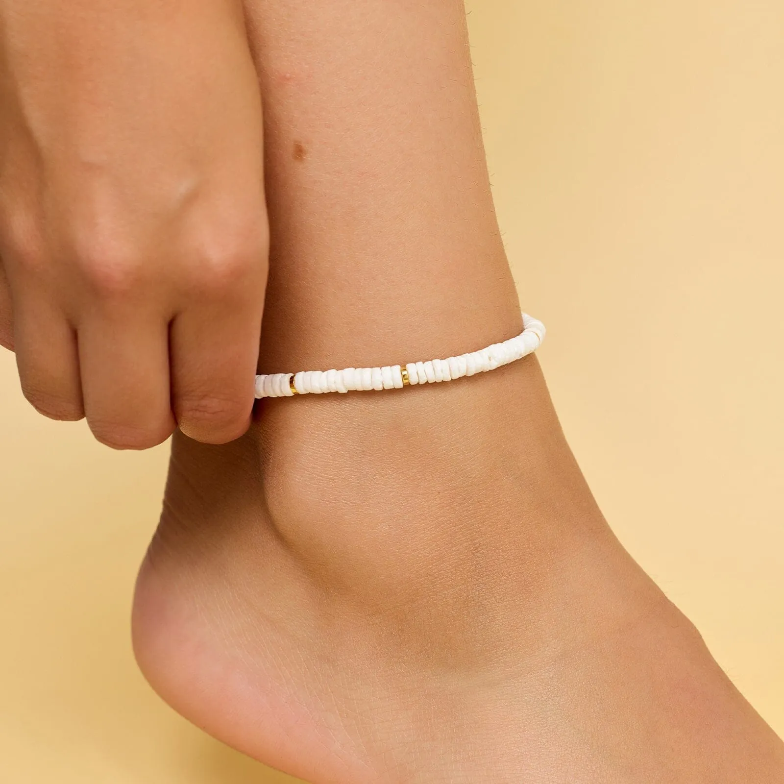 Sherbet Puka Shell Stretch Anklet