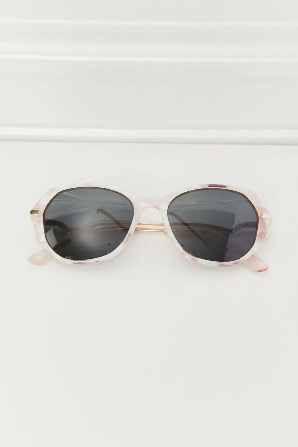 Soft Glam TAC Polarization Lens Sunglasses- In Blush Pink