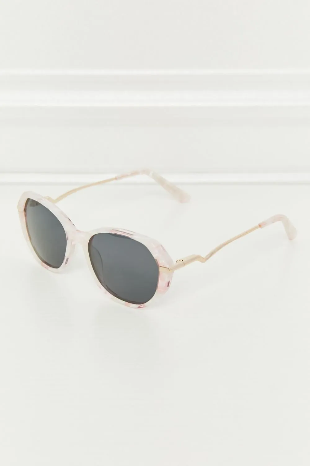 Soft Glam TAC Polarization Lens Sunglasses- In Blush Pink