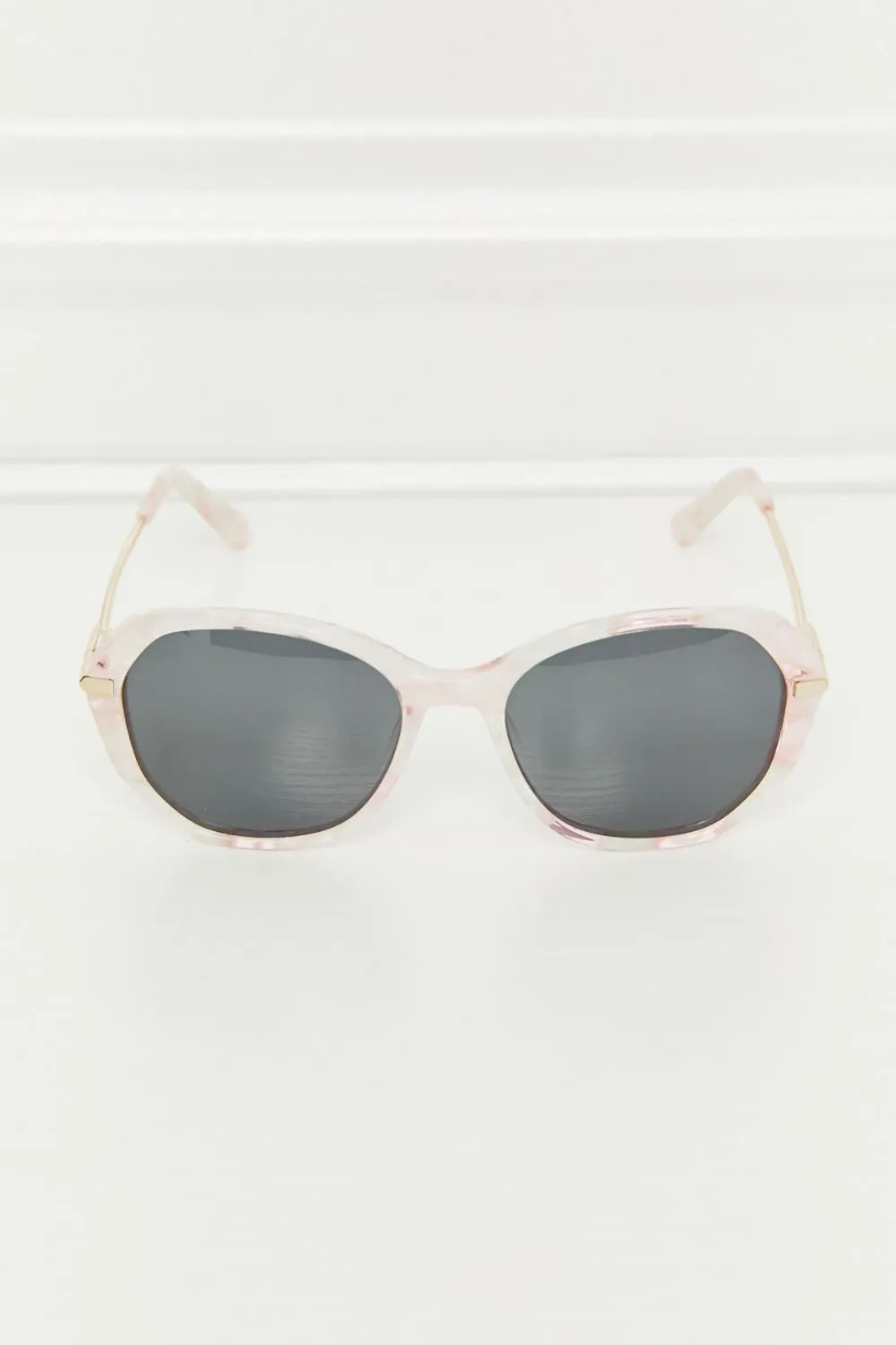 Soft Glam TAC Polarization Lens Sunglasses- In Blush Pink